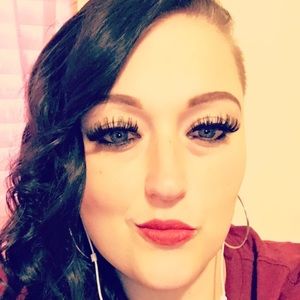 Meet your Posher, Ashlee